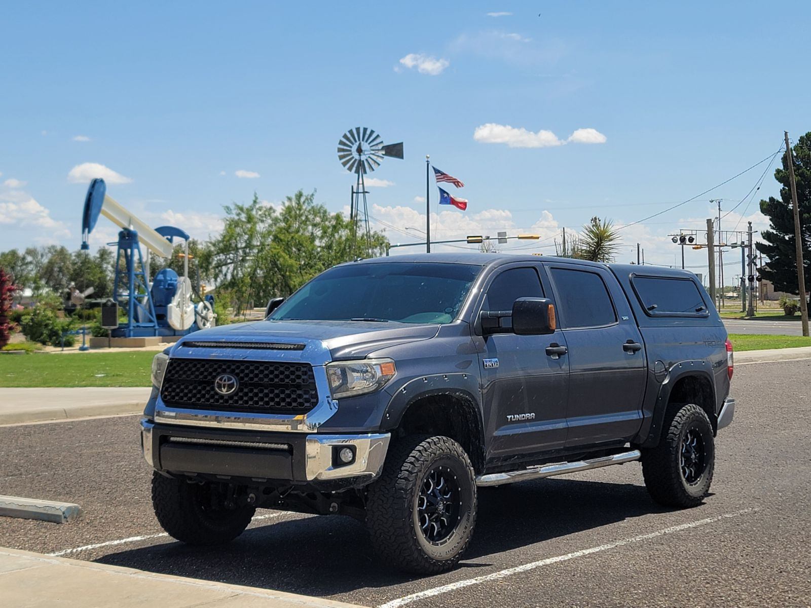 Tundra リバイズド 7 Inch Lift Kit | FOX 2.5 Performance Elite Coil-Over